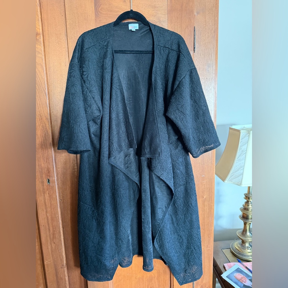 LuLaRoe Elegant Black Women's Shirley